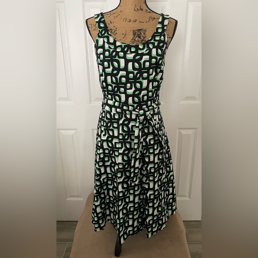 Calvin Klein Geometric Print Fit & Flare Dress – Size 10 – Retro & Chic